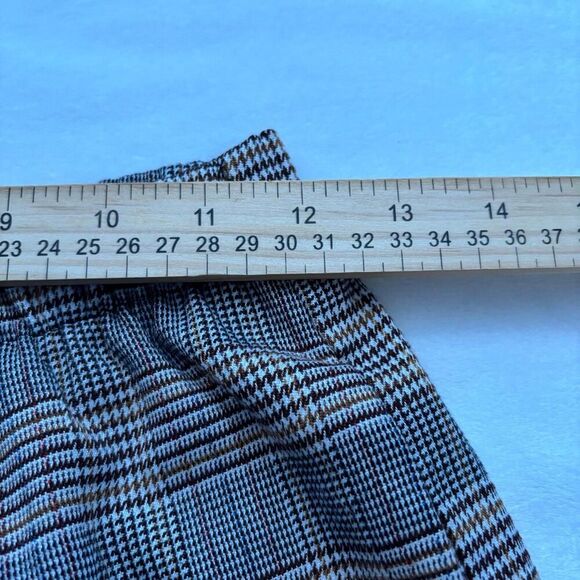 Plaid Pull On Shorts Medium Elastic Waist Preppy Academia Luxury - Picture 4 of 7